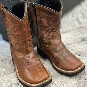 Square Toe Boots